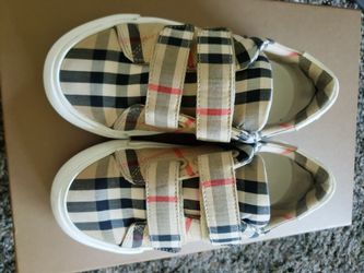 Burberry Girl / Boy Shoes