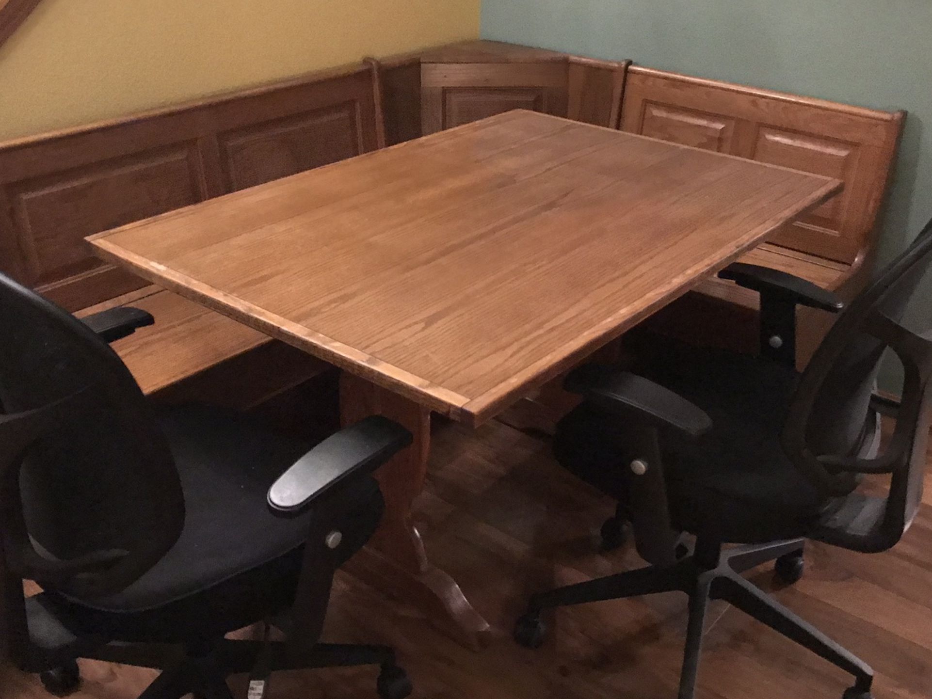 Corner Table With Side Chairs
