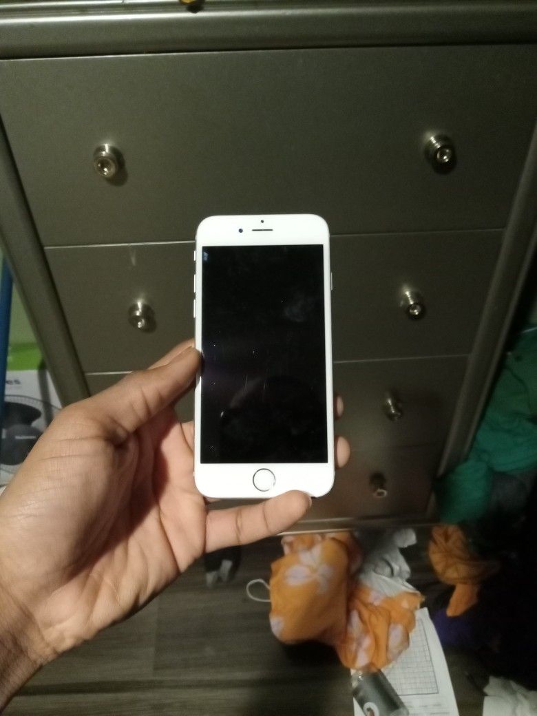 IPhone S