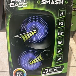 smash Portable Audio System Karaoke Speaker 600w Wireless Connectivity With Microphone