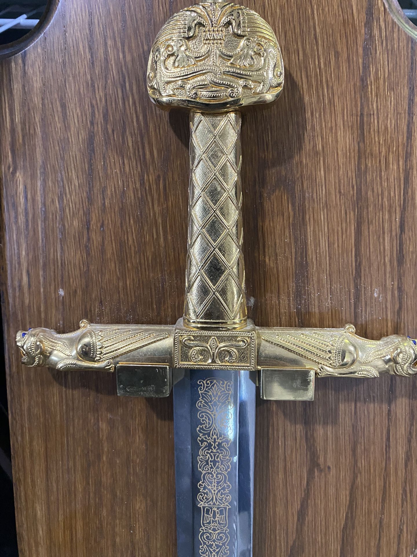 RARE 1980’s FRANKLIN MINT ANTIQUE SWORD of CHARLEMAGNE 24k GOLD PLATED 38”