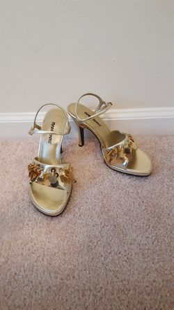 Fun Gold Party Heels Size 8