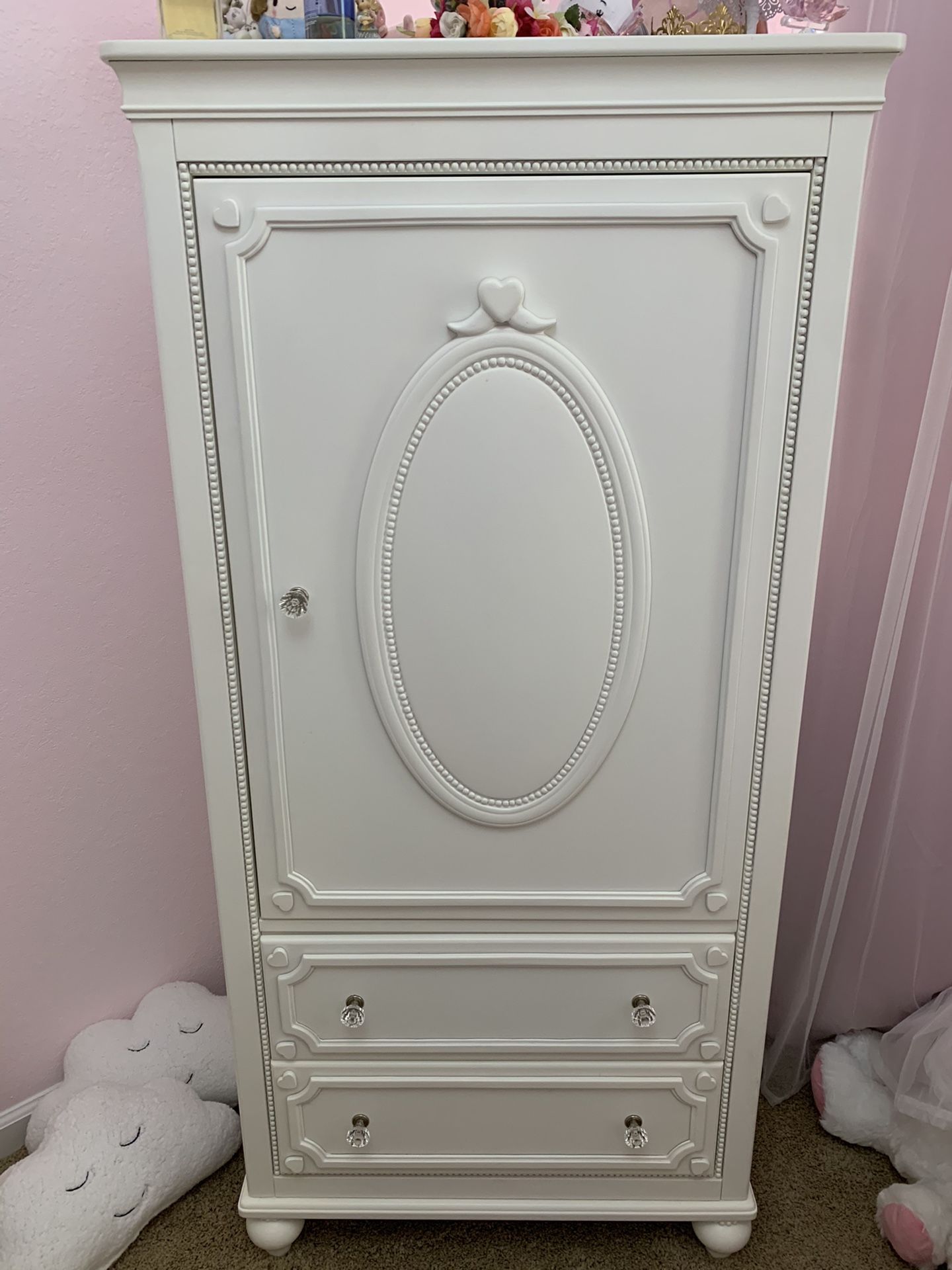 Disney Princess Armoire - Like new