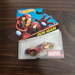 Hot Wheels Iron Man 1/64 Scale Character Car Marvel Comics Avengers New 2014 Lm