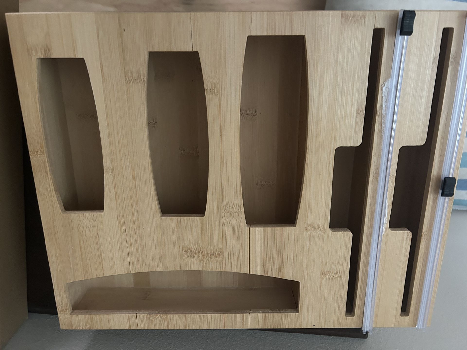 Plastic Bag Holder/Kitchen Items