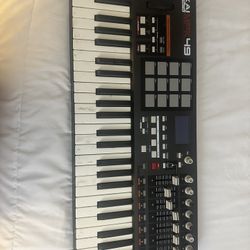 Akai MPK49 keyboard