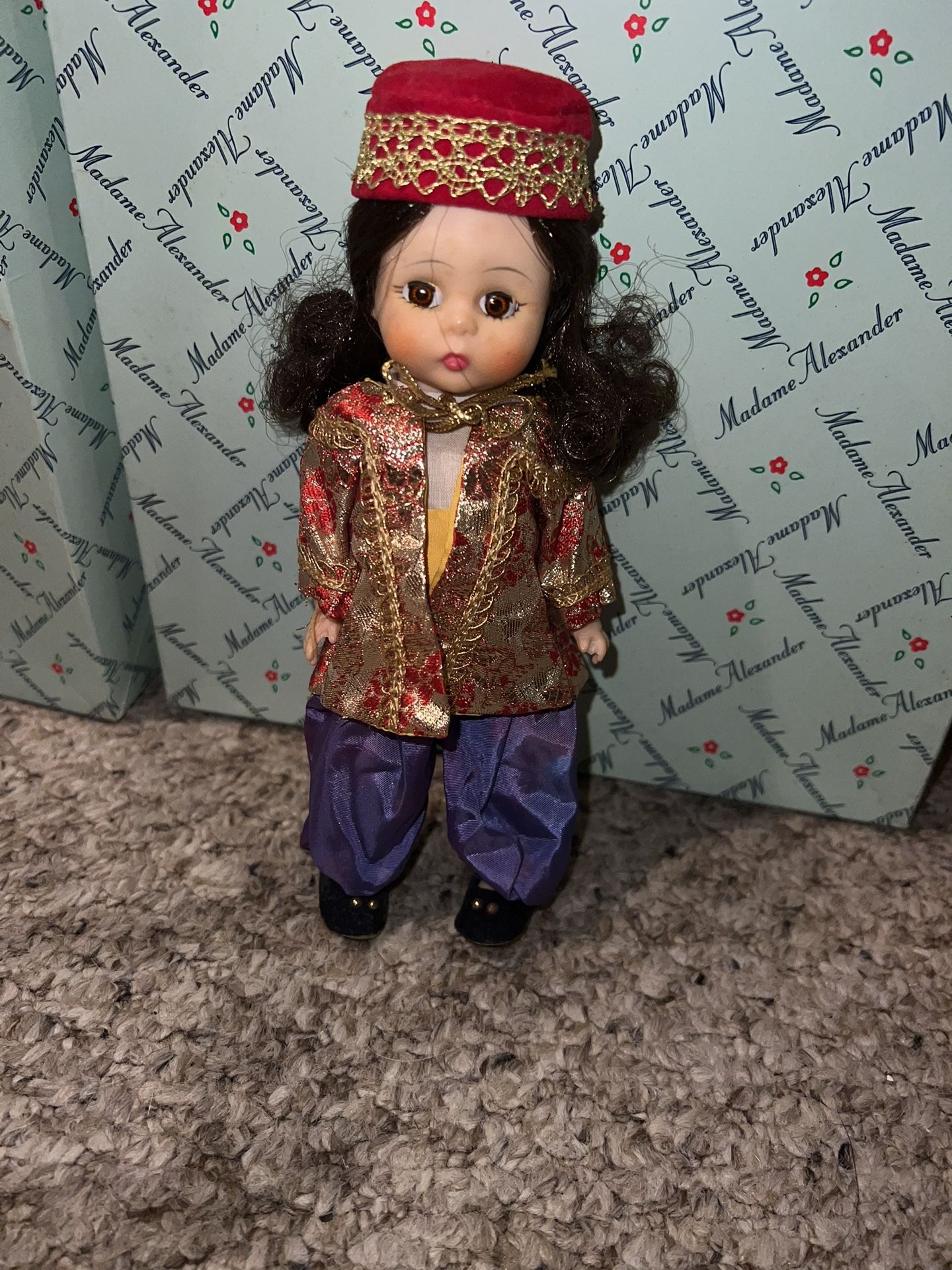 VINTAGE Madame Alexander Turkey girl in purple & red metallic outfit
