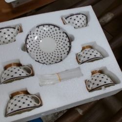 Teacup and Saucer Set