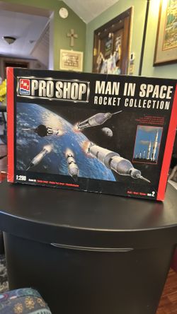 MAN IN SPACEROCKET COLLECTION MODEL KIT