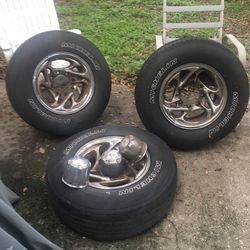 4 - 16 X7 Chrome Wheels/ 8 Lug E250