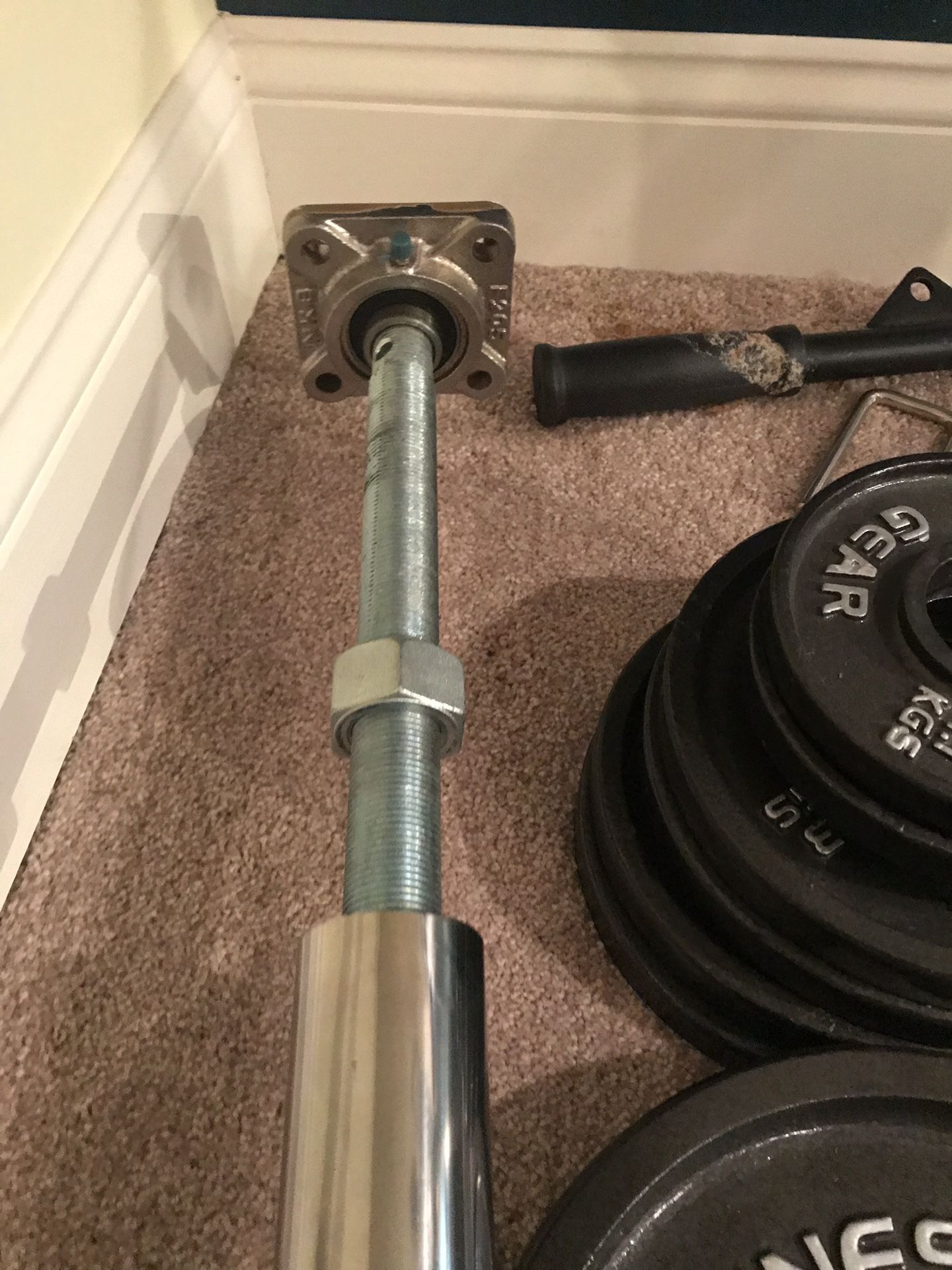 Screw mounted adjustable stripper pole/dance pole