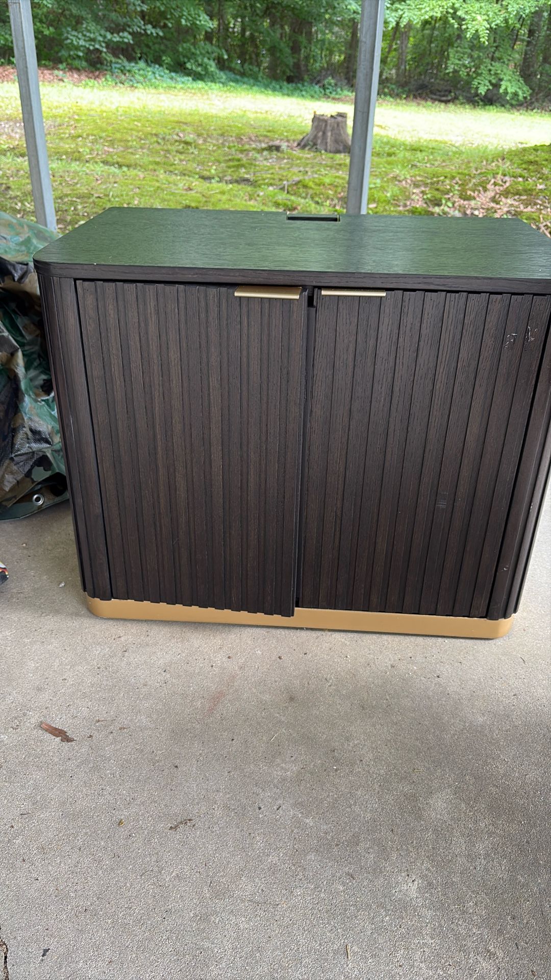 Cabinet With Storage Area, 40 + Reviews Several Potential Buyer Inquiring About This Item 