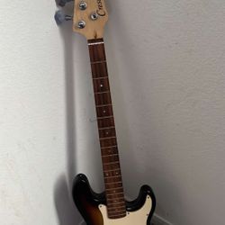 Crescent Bass Sunburst 