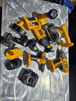 Dewalt 18V Cordless Combo Kit