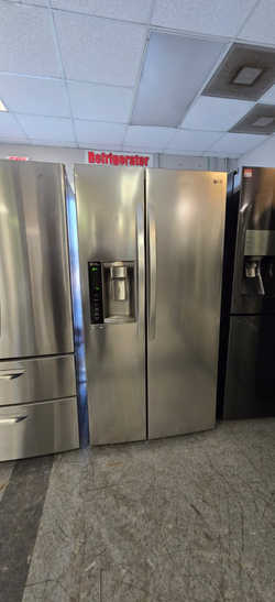 LG Side‑by‑Side Fridge – Stainless, Ice/Water Dispenser
