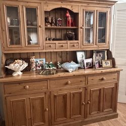 Sideboard with added hutch (personal items in photos not included 😊)