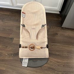 BabyBjörn Bouncer Bliss, Mesh, Light Pink 2-in-1 Adjustable Baby Bouncer Seat