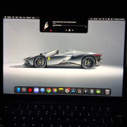 Macbook pro M4 512gb model (No trades or lowballers)