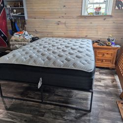 Incredible Mattress Sale - Up to 50% Off Retail Prices
