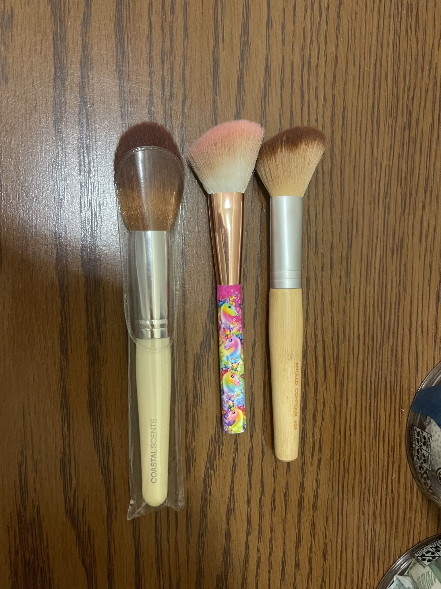 3 Makeup Brushes