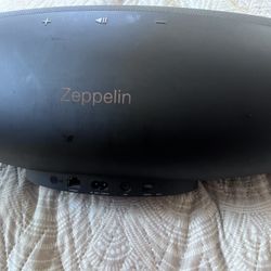 Zeppelin Speaker 240w