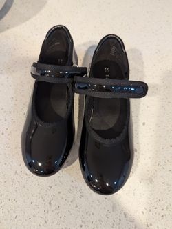 Danskin Girls Tap Shoes- Size 11