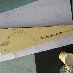 Blue Yeticaster Professional Broadcast Bundle