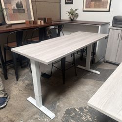 Commercial-Grade Height Adjustable Table With Metal Base