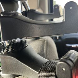 UNIVERSAL CAR SEAT HOOKS