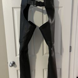 VTG U.S. Made Co Middleton MA Deluxe S Black Leather Biker Chaps EUC Motorcycle   U.S. Made Co Middleton MA Deluxe Black Leather Biker Chaps Size S  T