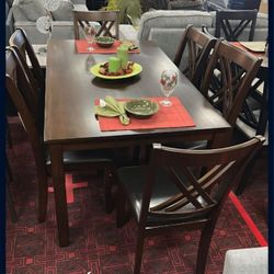 Springhill 7 Pc. Dining Table Set
Furniture of AmericaFinancing And Delivery Available 