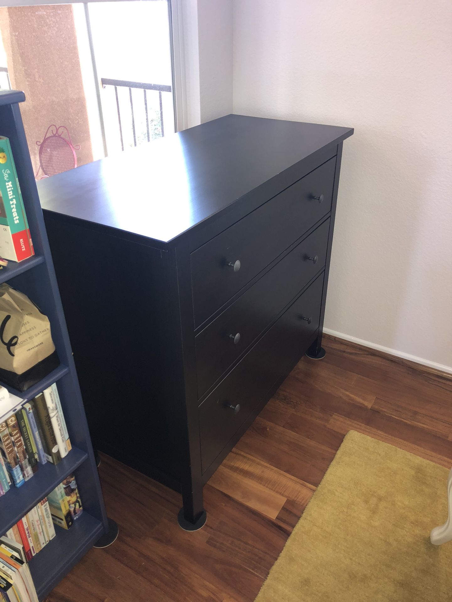 IKEA Hemnes 3-Drawer Dresser In Black/Brown for Sale in San Marcos, CA - OfferUp IKEA Hemnes 3-Drawer Dresser In Black/Brown for Sale in San Marcos, CA - OfferUp