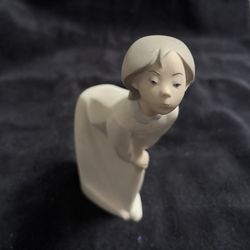 Lladró Statue 