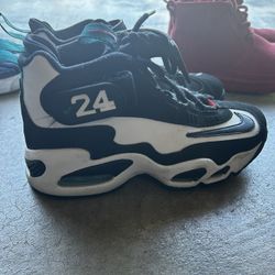 Kid’s Nike, Uggs, and Jordan Shoes