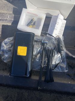 Brand New Portable Air Compressor $25.00