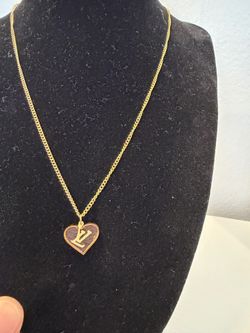 Iv heart necklace
