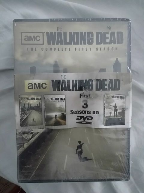 The Walking Dead Seasons 1-3 DVD Sets