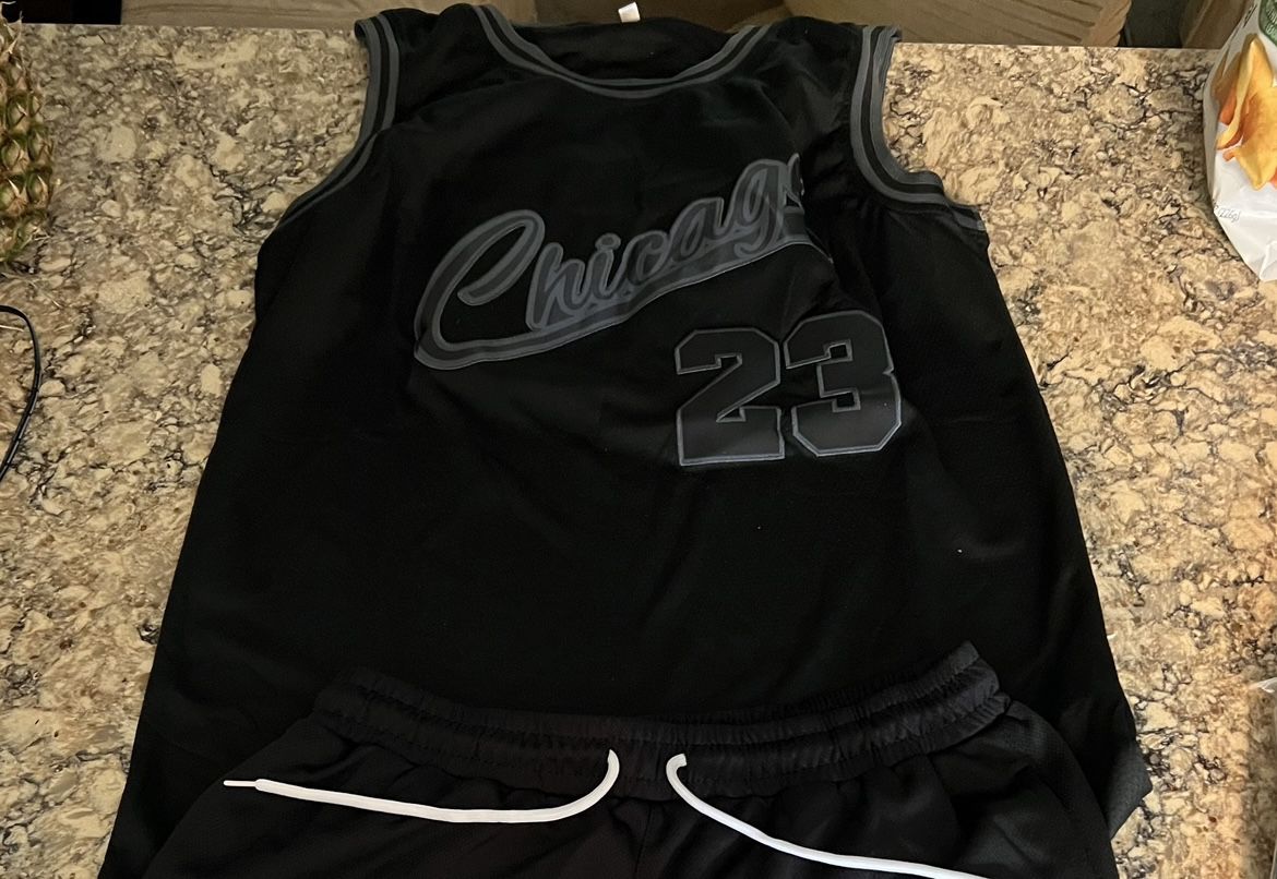 Chicago 23 Jordan Jersey & Shorts