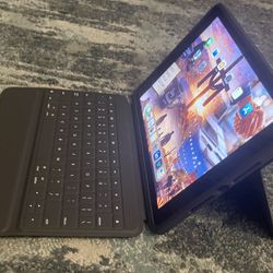 🚀 Smooth & Simple – iPad 7th Gen For Sale