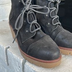 MIA Women’s Size 10 Wedge Booties