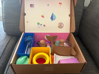 Lovevery 9-10 m the explorer kit