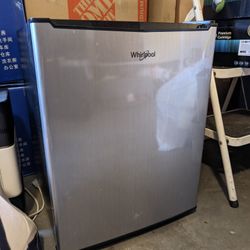 Whirlpool 2.7 cu. ft. Mini Refrigerator Stainless Steel (BC-75A)
