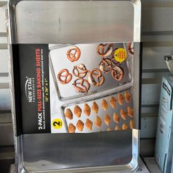 New Star 2-Pack Full-Size Aluminum Baking Sheets