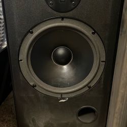 JBL Tower Speakers Pair – 8” Woofers – One Woofer Needs Repair