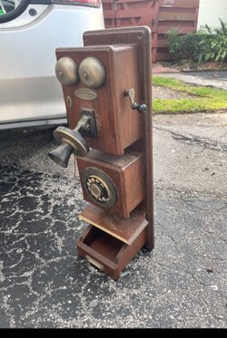 Antique Phone 