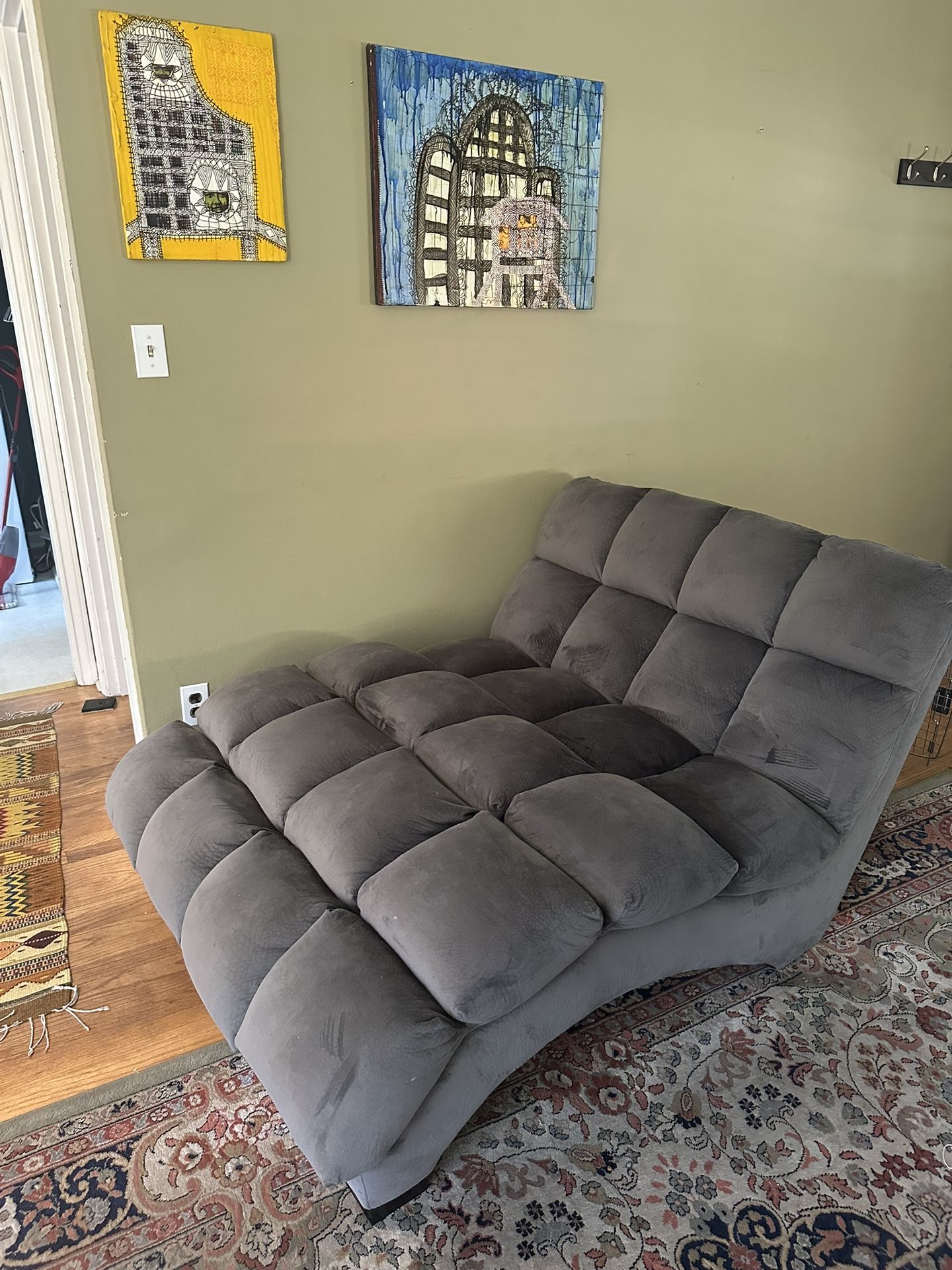Comfy Lounge sofas! 
