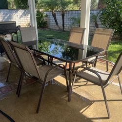 PATIO SET