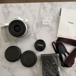Canon EOS R50 White!!