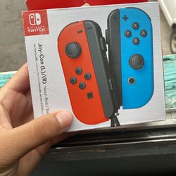 Nintendo Switch Joycon Color Blue And Red