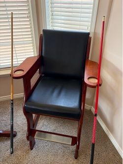 Billiards Bar Chairs & Table